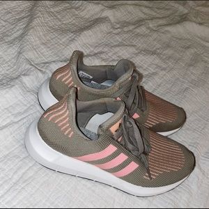 adidas Swift Run Olive Green and Pink Womens Size 7.5